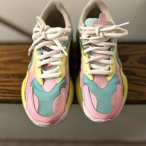 RSX pumas multi colored women’s size 9